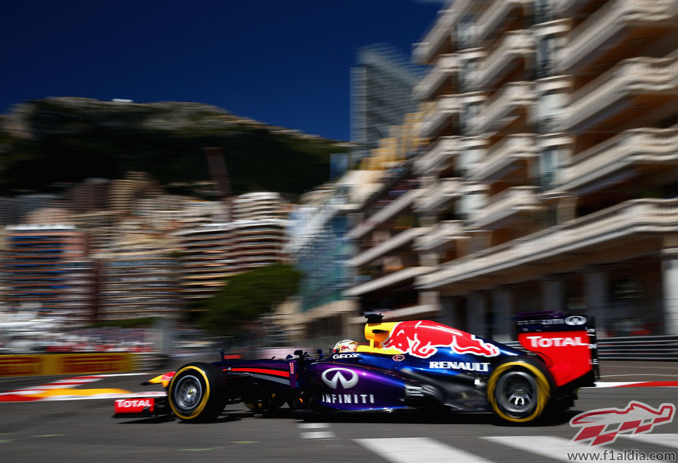 Sebastian Vettel tras la salida del túnel