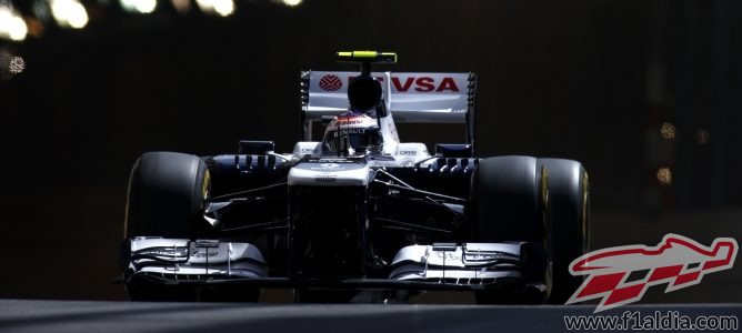 Valtteri Bottas sale del túnel de Mónaco