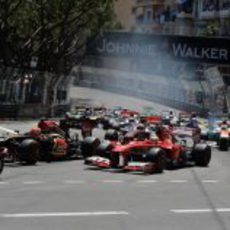 Salida de Fernando Alonso en el GP de Mónaco 2013