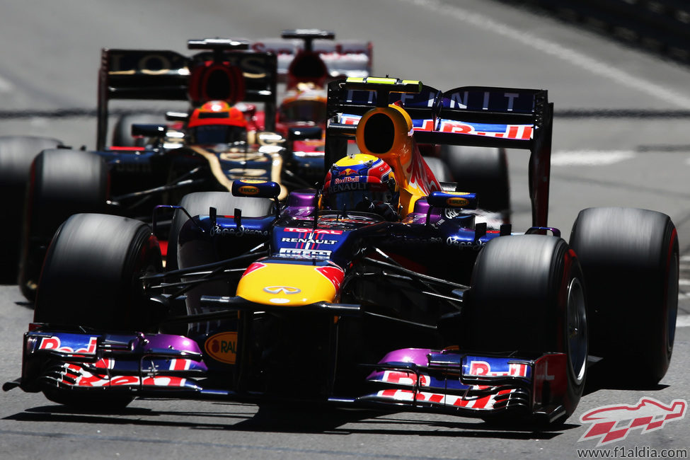 Mark Webber exprime su Red Bull durante el GP de Mónaco 2013