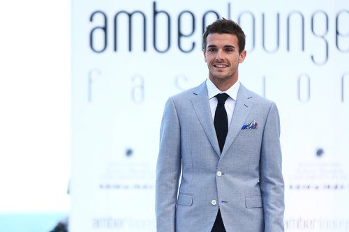 Jules Bianchi sonríe en el Amber Lounge