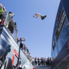 Ryan Doyle se exhibe en la Red Bull Energy Station