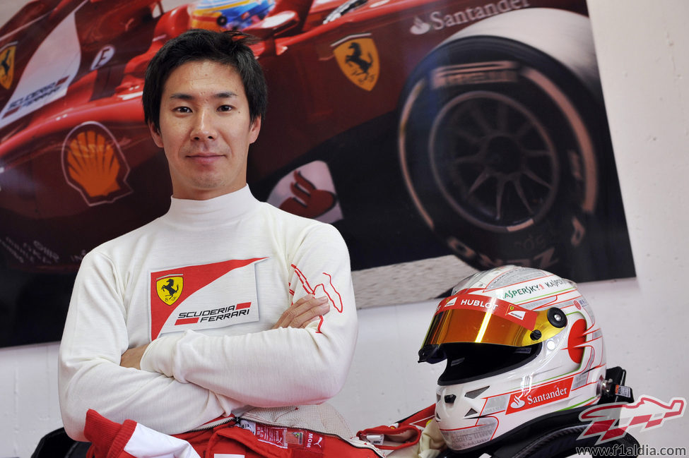 Kamui Kobayashi, sonriente de Ferrari