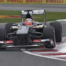 Nico Hülkenberg afronta con los medios una de las curvas del circuito Gilles-Villeneuve