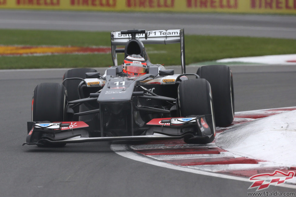 Nico Hülkenberg afronta con los medios una de las curvas del circuito Gilles-Villeneuve