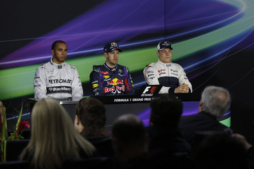 Vettel, Hamilton y Bottas, en la rueda de prensa