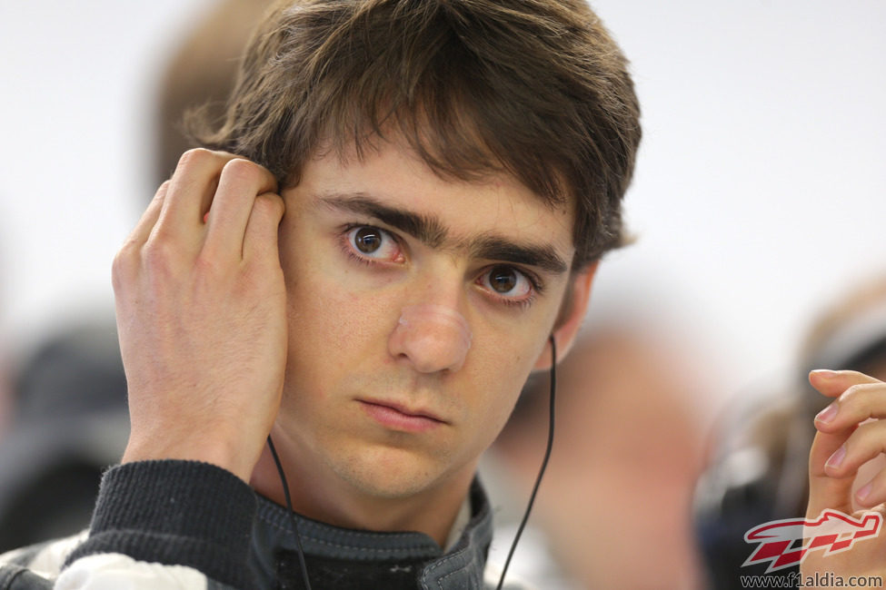 Esteban Gutiérrez se prepara para la acción en pista