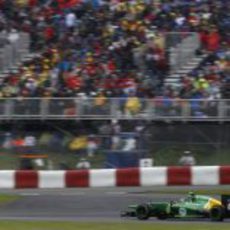 Giedo van der Garde maneja su CT03 en condiciones de mojado