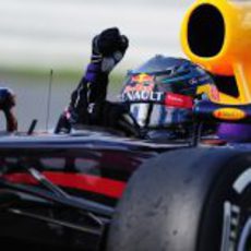 Sebastian Vettel gana en Canadá tras 70 vueltas