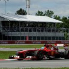 Fernando Alonso rueda con mucho ritmo en Canadá