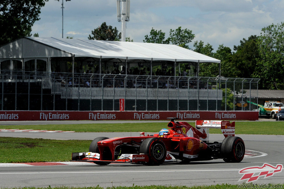 Fernando Alonso rueda con mucho ritmo en Canadá
