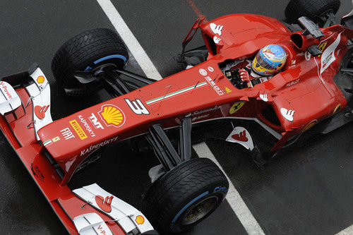 Primer plano del 'cockpit' de Alonso