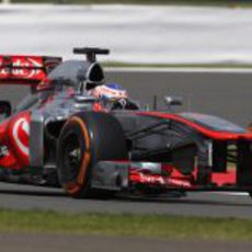 Jenson Button se quedó fuera de la Q3 en Gran Bretaña