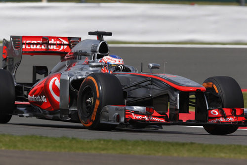 Jenson Button se quedó fuera de la Q3 en Gran Bretaña
