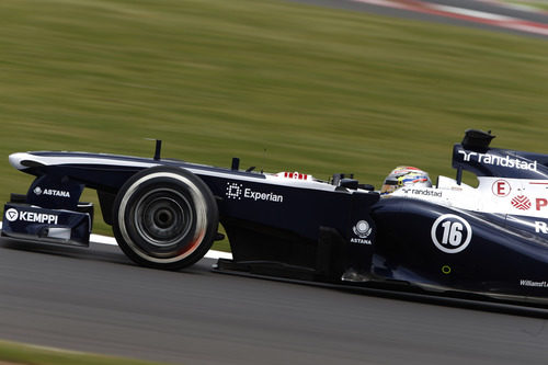 Pastor Maldonado exprime los medios en el trazado de Silverstone