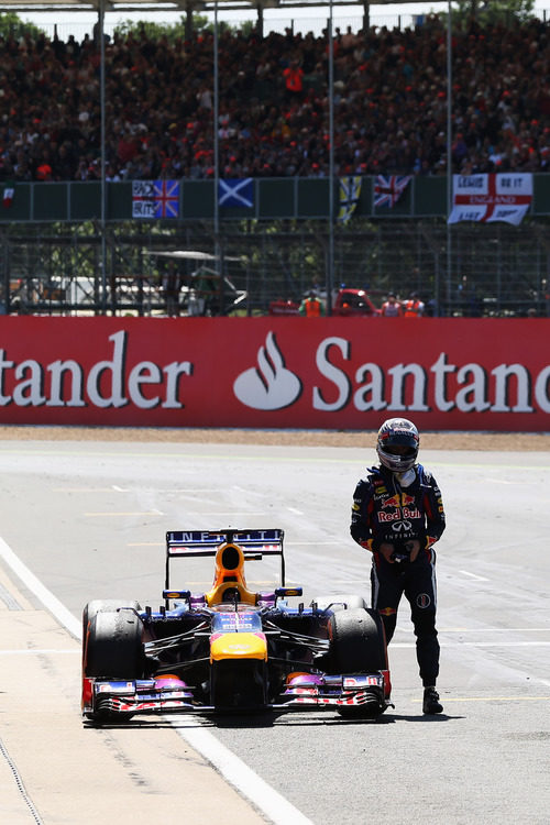 Abandono de Sebastian Vettel en Silverstone