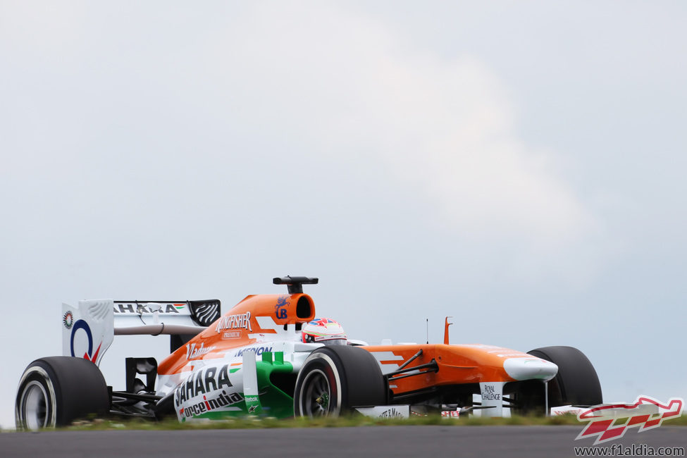 Paul di Resta con su Force India durante los libres de Alemania