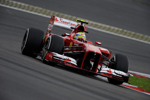Felipe Massa inicia una nueva vuelta a los mandos del F138