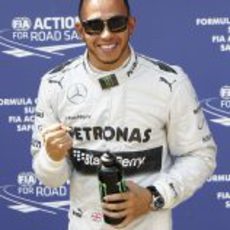 Lewis Hamilton, contento tras la pole en Nürburgring