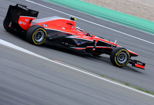 Jules Bianchi rueda con los blandos