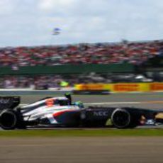 Esteban Gutiérrez afronta una de las curvas del circuito de Nürburgring