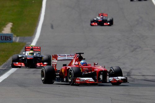Fernando Alonso no pudo con el ritmo de Lotus
