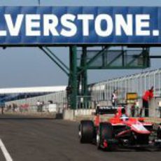 Tio Ellinas en los 'rookie test' de Silverstone