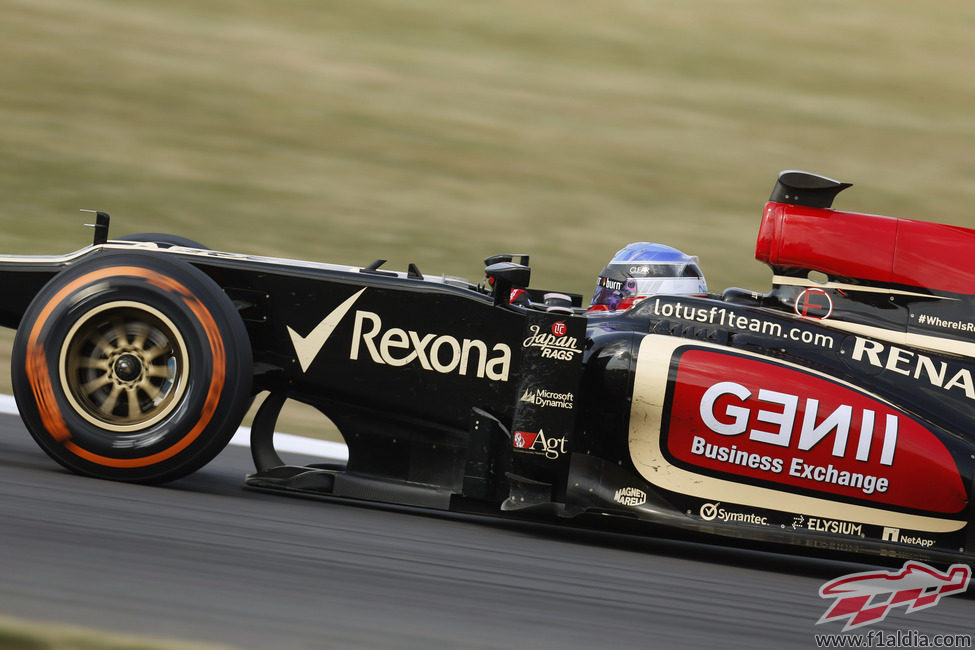 Nicolas Prost rueda con duros en el E21