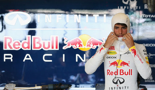 Carlos Sainz Jr preparado para el reto de subir al RB9