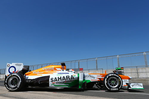 Adrian Sutil, también en los tests