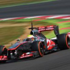 Oliver Turvey rodando con McLaren