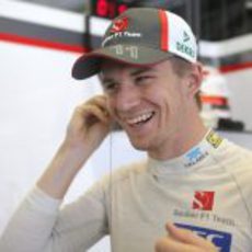 Nico Hülkenberg sonriente en el GP de Hungría 2013