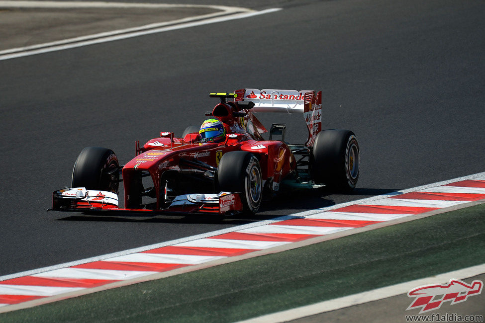 Neumáticos medios para Felipe Massa