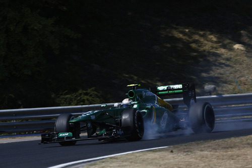 Pasada de frenada de Giedo van der Garde