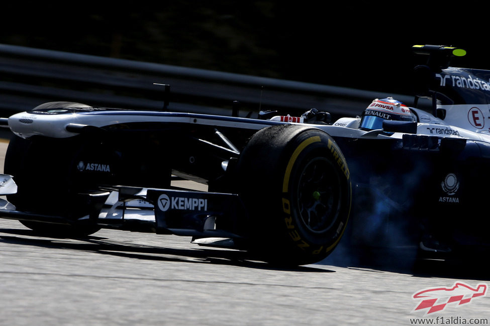 Valtteri Bottas a toda velocidad con los neumáticos blandos