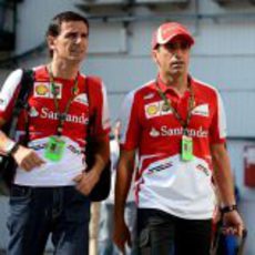 Marc Gene y Pedro de la Rosa llegan al circuito