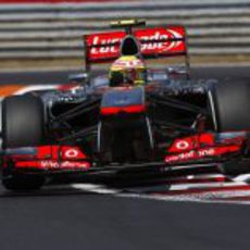 Sergio Pérez, por la conocida chicane de Hungaroring