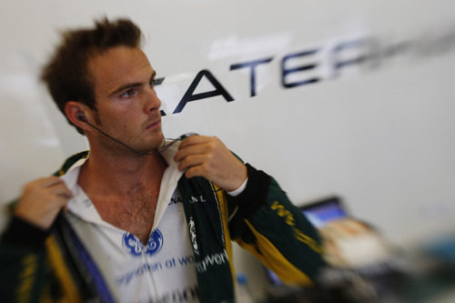 Momentos calurosos para Giedo van der Garde