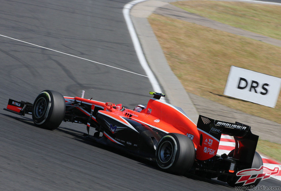 Max Chilton rueda con el compuesto medio durante el GP de Hungría 2013