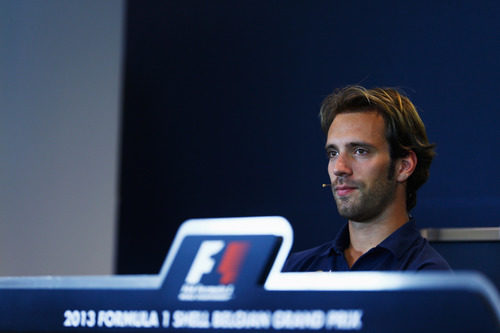 Jean-Eric Vergne en la rueda de prensa de Bélgica