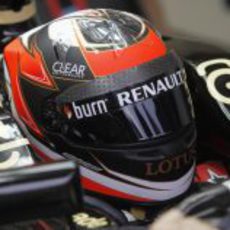 Plano principal del casco de Kimi Räikkönen