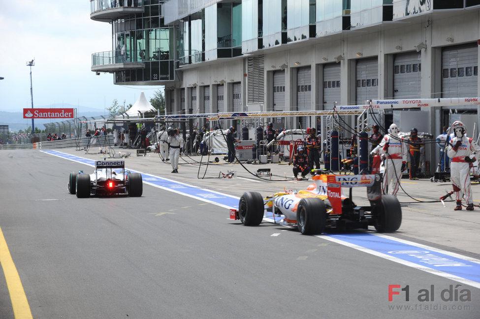 Piquet por detrás de Heidfeld