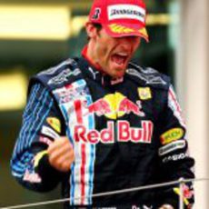 Webber celebra su victoria con rabia