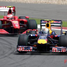 Vettel presionado por Massa