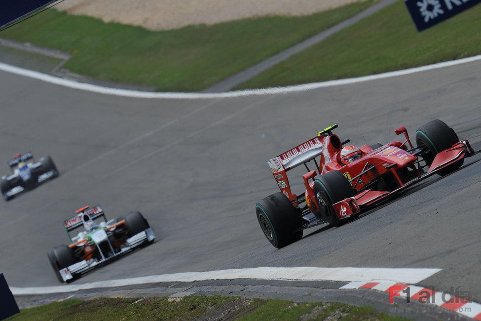 Raikkonen se aleja de Sutil