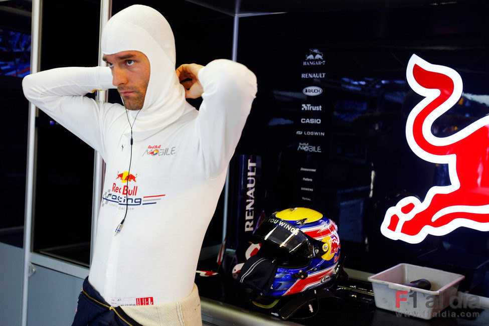 Webber se pone el mono