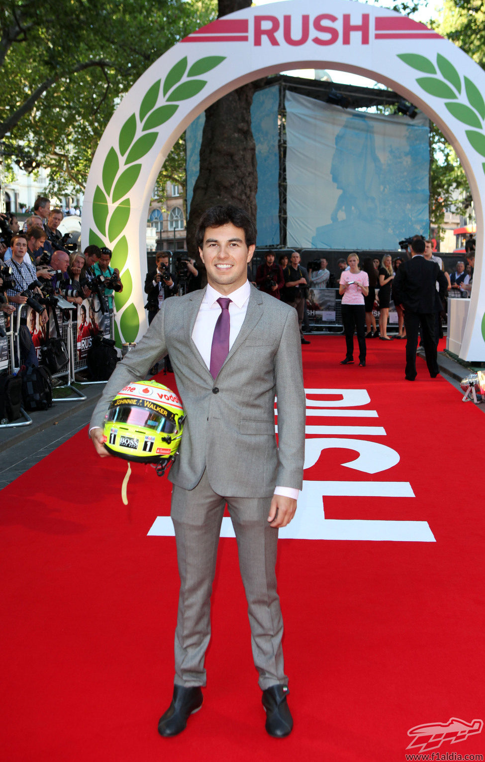 Sergio Pérez, presente en el estreno de 'Rush'