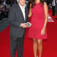 Bernie Ecclestone y Fabiana Flosi en el estreno