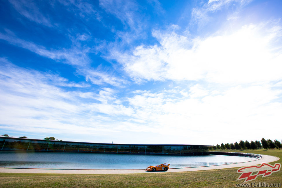 La imponente sede de McLaren