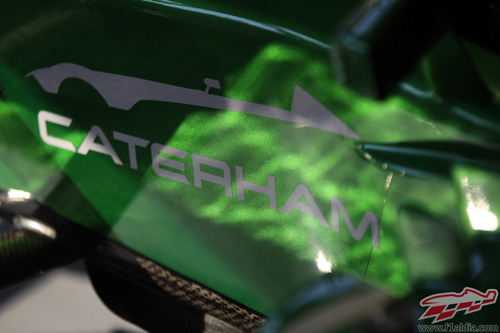 Logo de Caterham en Monza